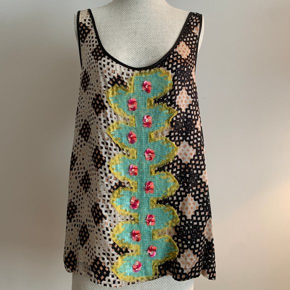 Unique, sequin and shine patterned tank top - Picture 2 of 6